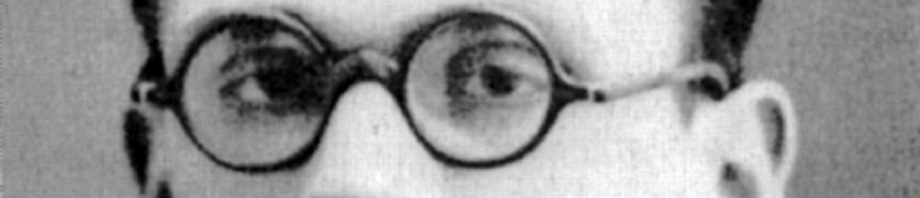 Gesichtsausschnitt von Kurt Gödel: Augen mit Brille, oberer Teil der Nase und Ohren